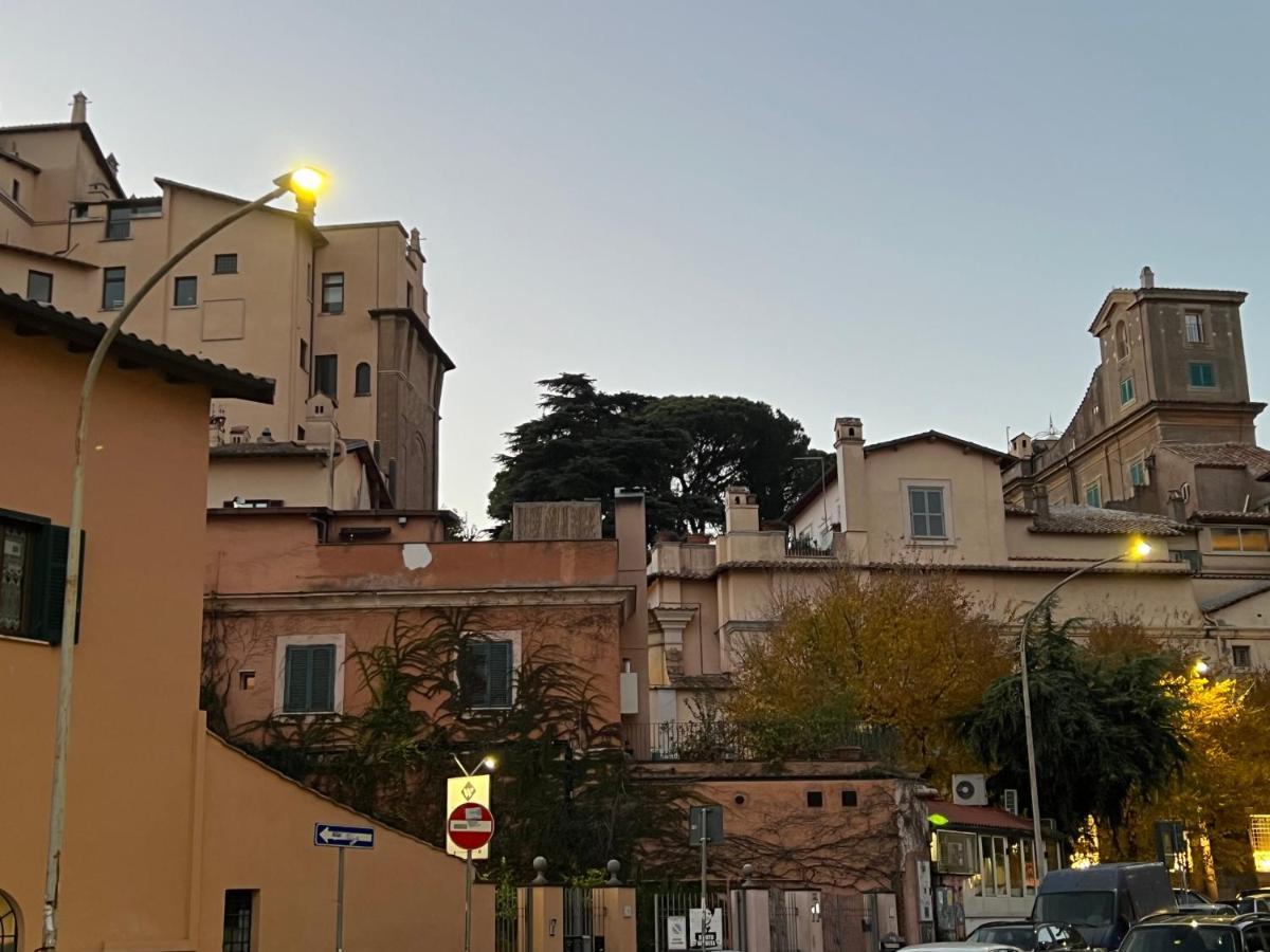 Lo Chalet Di Ponte Milvio - Auditorium - Foro Italico - Stadio Olimpico ローマ エクステリア 写真